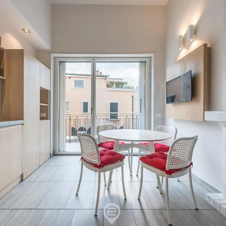 Apartment Tipologia 109 *